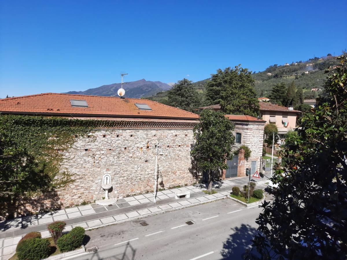 Art Hotel Pietrasanta Exterior foto